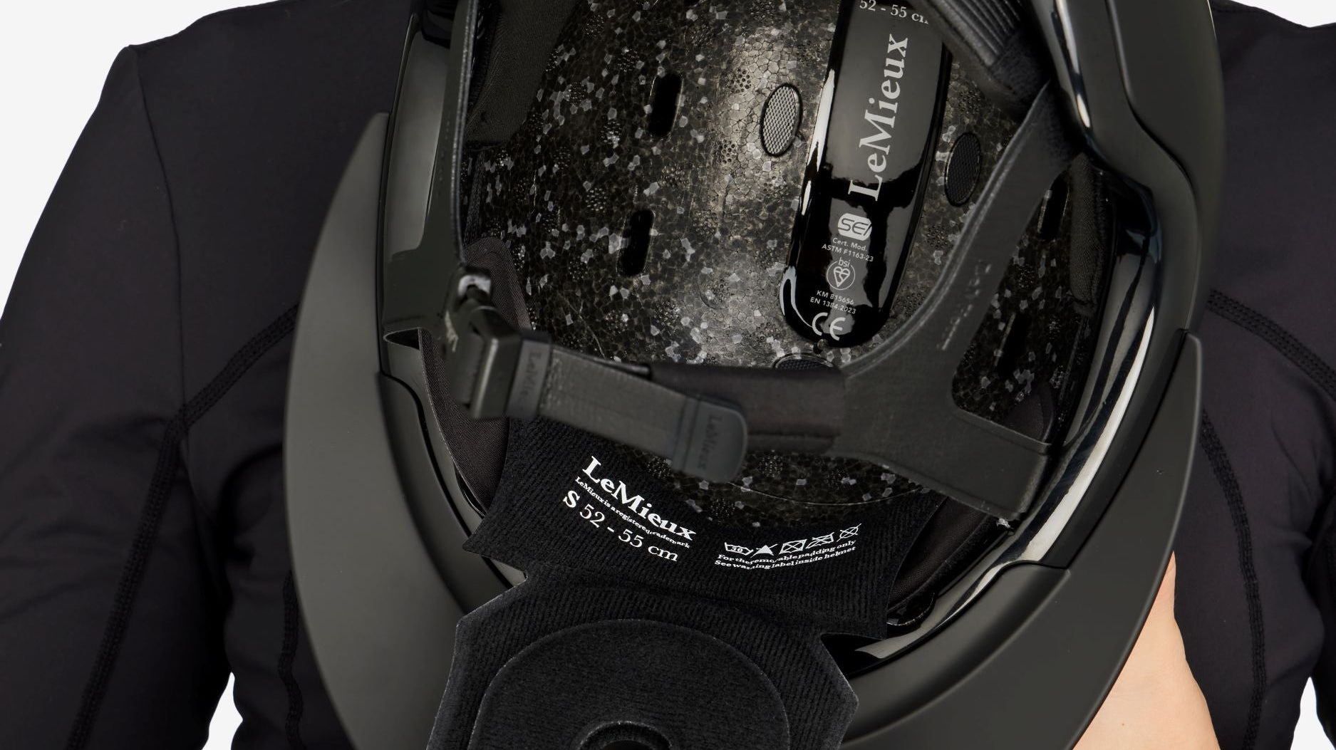 Award-Winning Safety: Inside the Certifications & Engineering of the LeMieux Verv Helmet