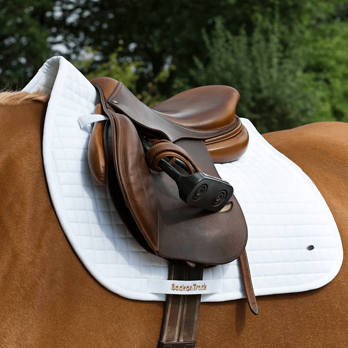 Back on Track Jump Pad - White