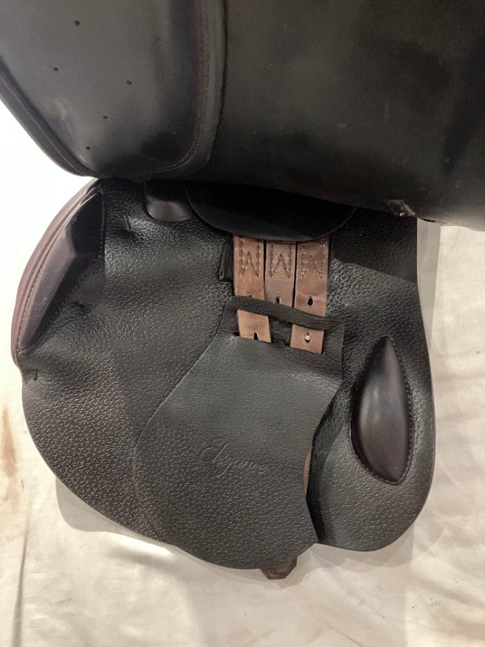 18" Prestige Elegance, Medium Wide (4.5"/36cm) Tree