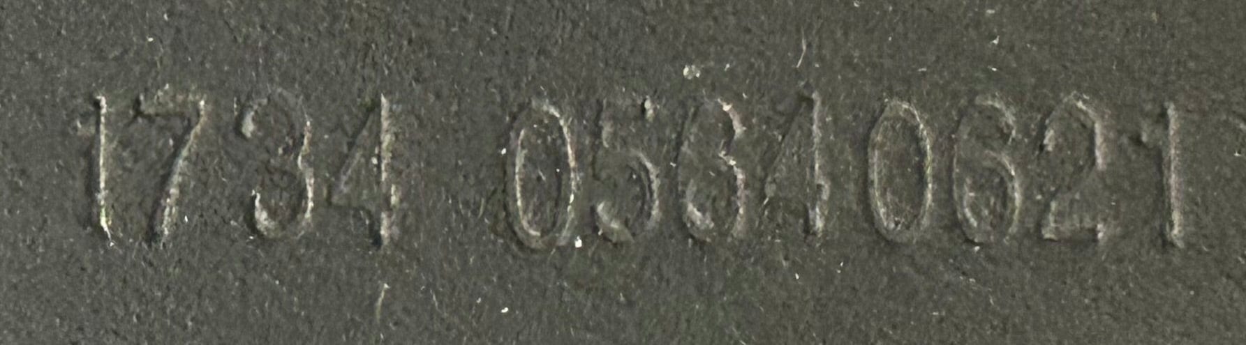 17" Prestige Helen, 2021, Adjustable Medium Wide (5"/34cm) Tree