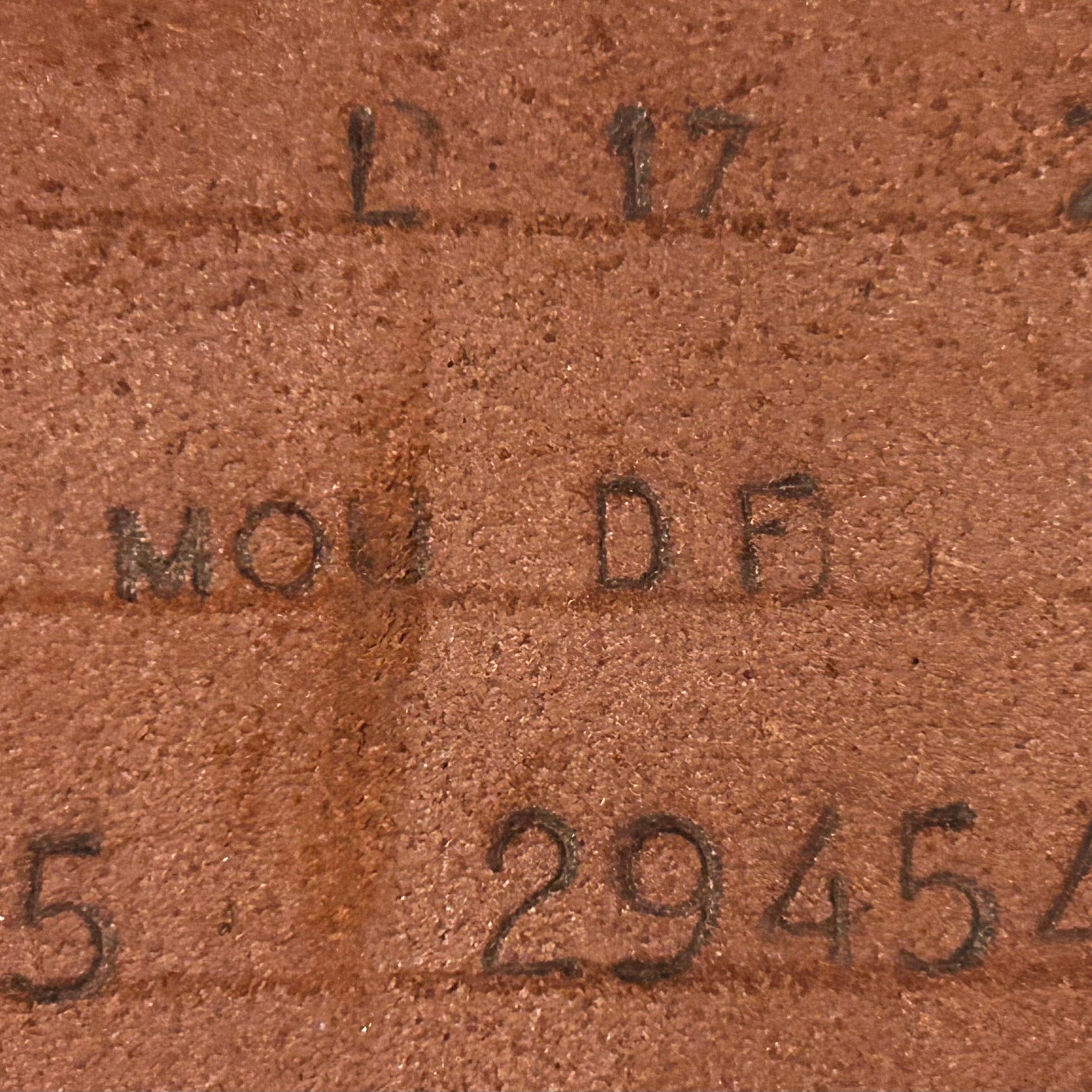 17" Butet Premium, "L" Half Deep Seat, 2.0 Flap, Premium Saddle