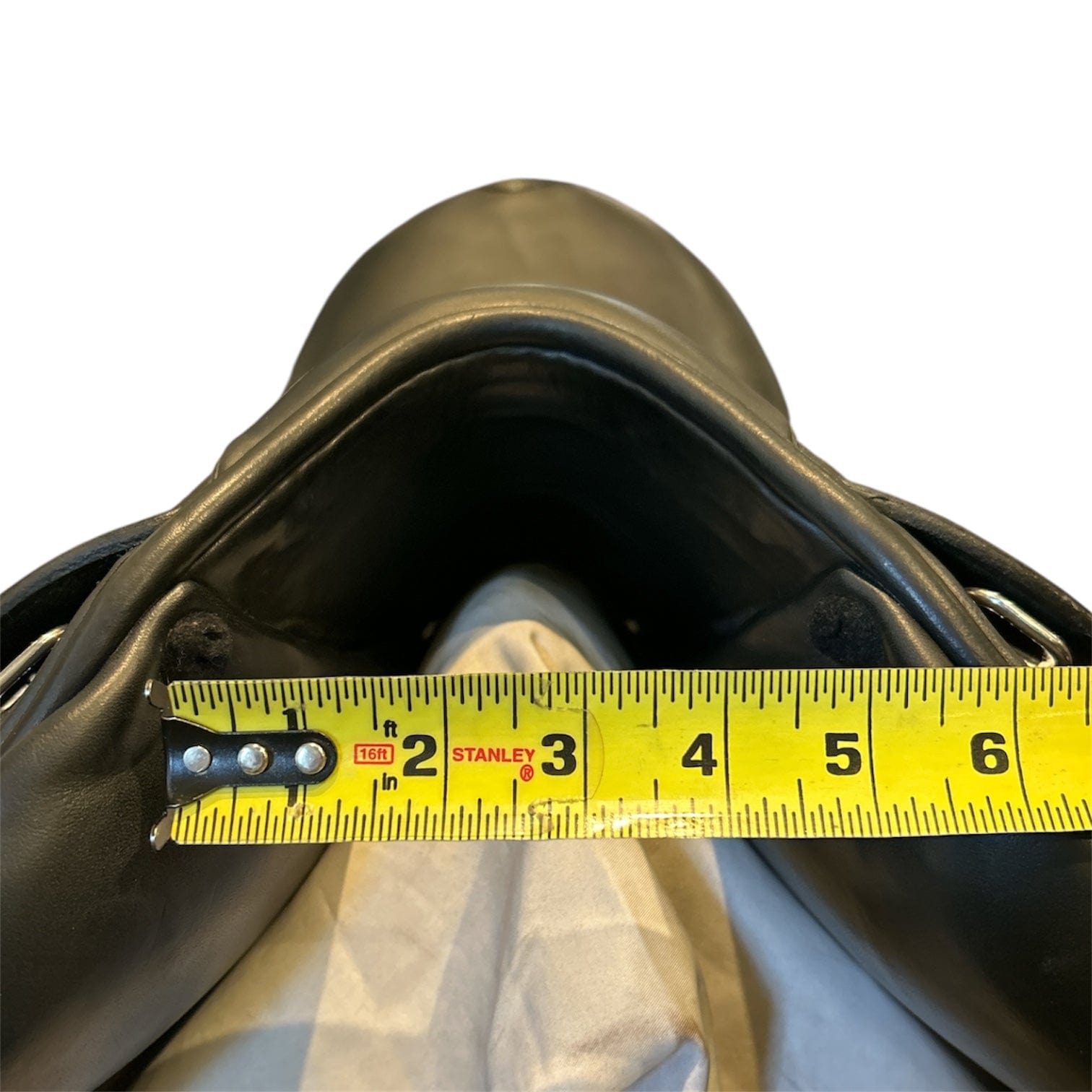 17" Prestige Helen, 2021, Adjustable Medium Wide (5"/34cm) Tree