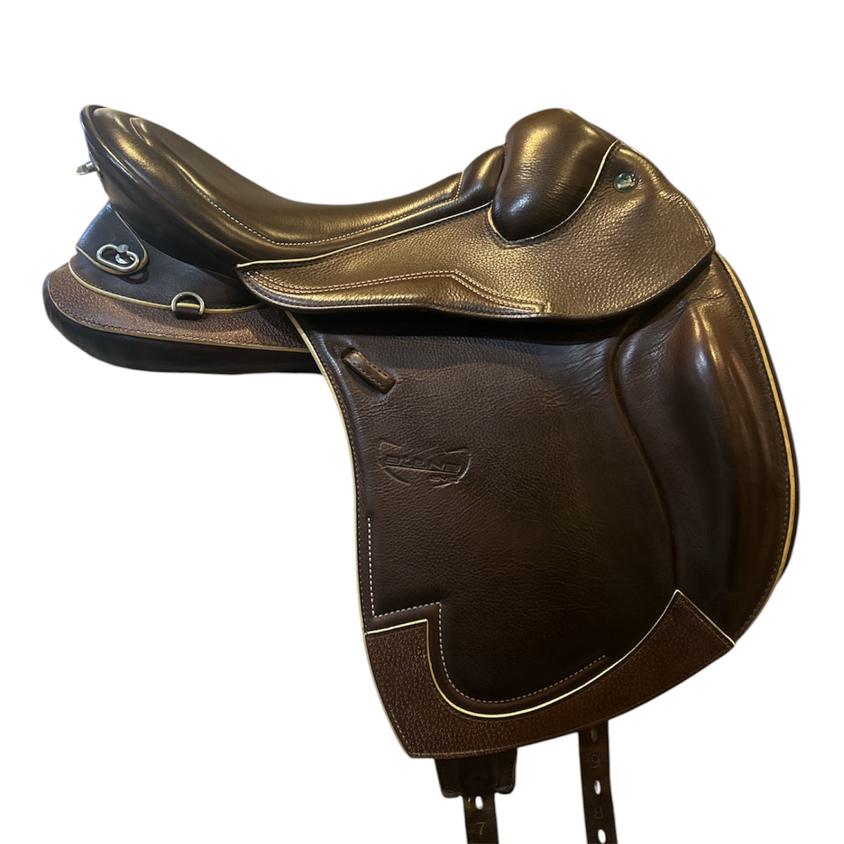 18" Prestige Atena Evo, 2016, Medium Wide (4.75"/34cm) Adjustable Tree