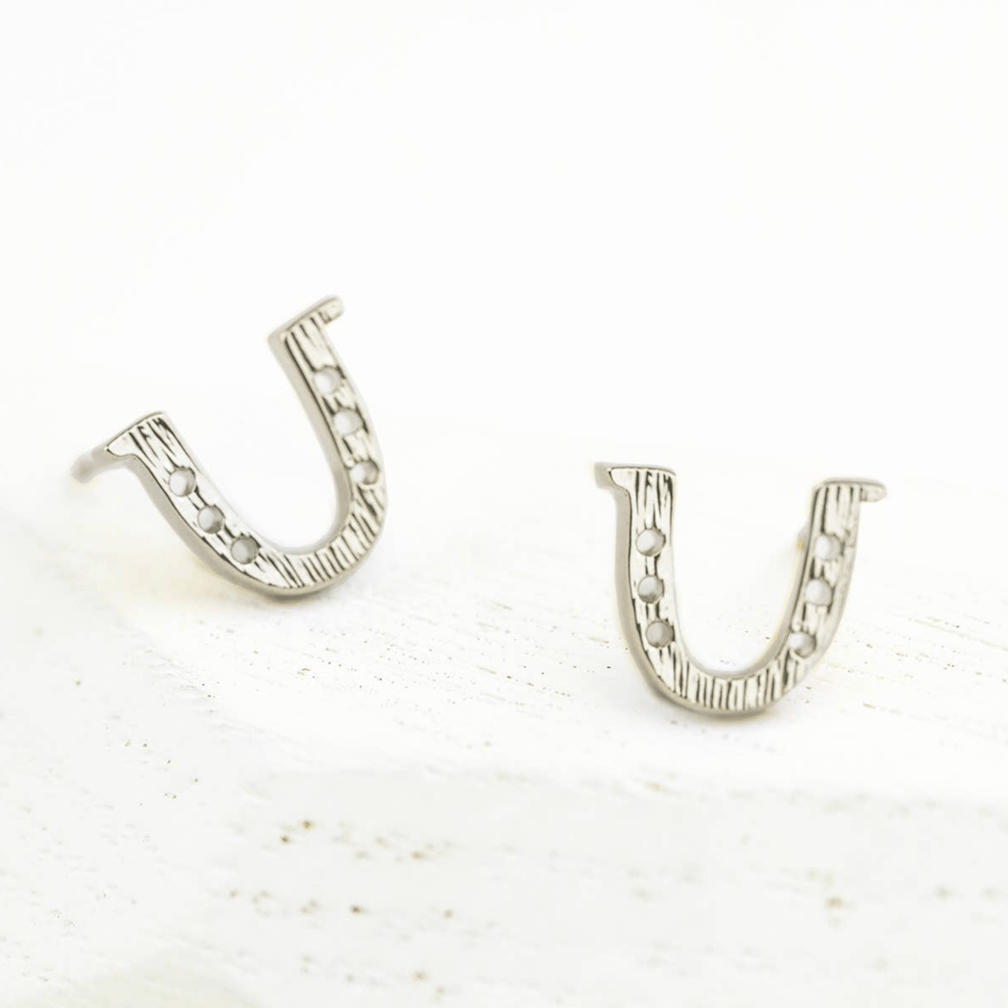 Mare Modern Goods Silver Horseshoe Studs
