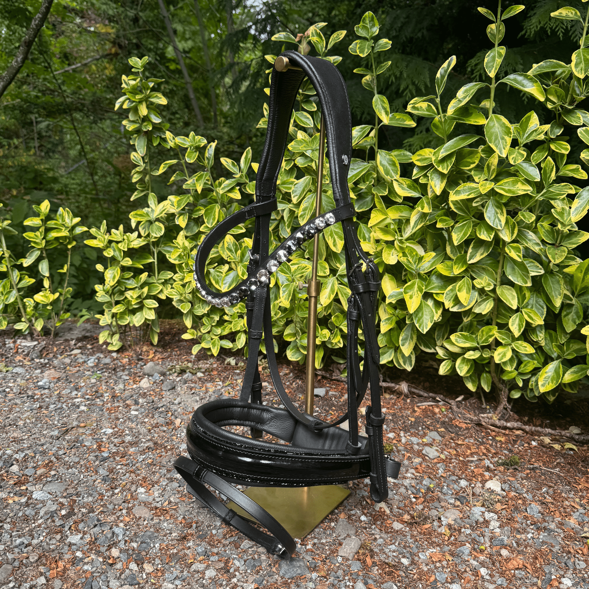 Otto Schumacher Tokyo Snaffle with Black Patent and XL Rivoli Browband