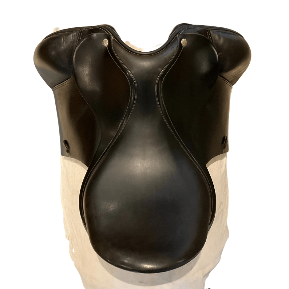 16.5" Amerigo Dressage, Medium (4") Tree