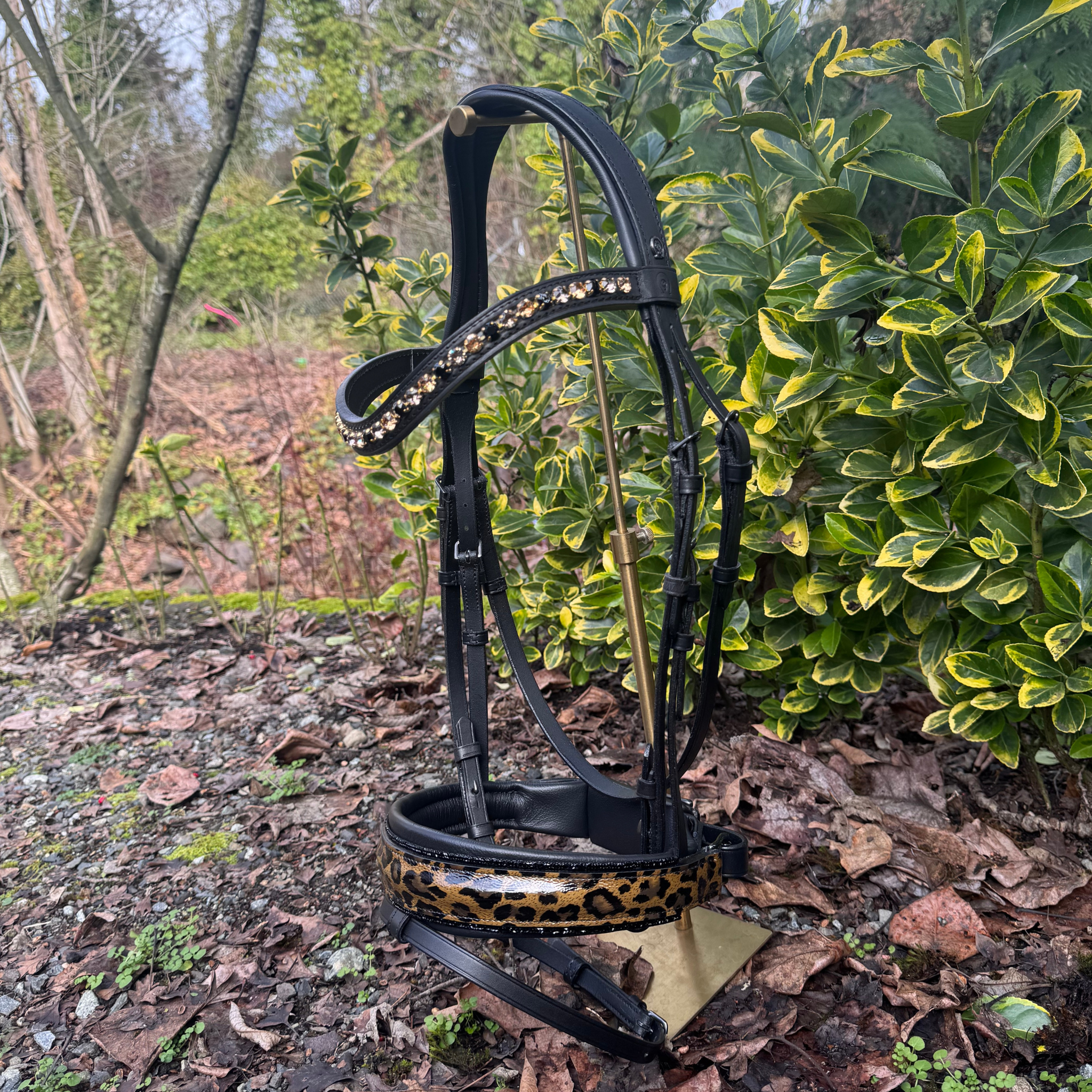 Otto Schumacher Elegant Snaffle Bridle with Patent Leo Caveson