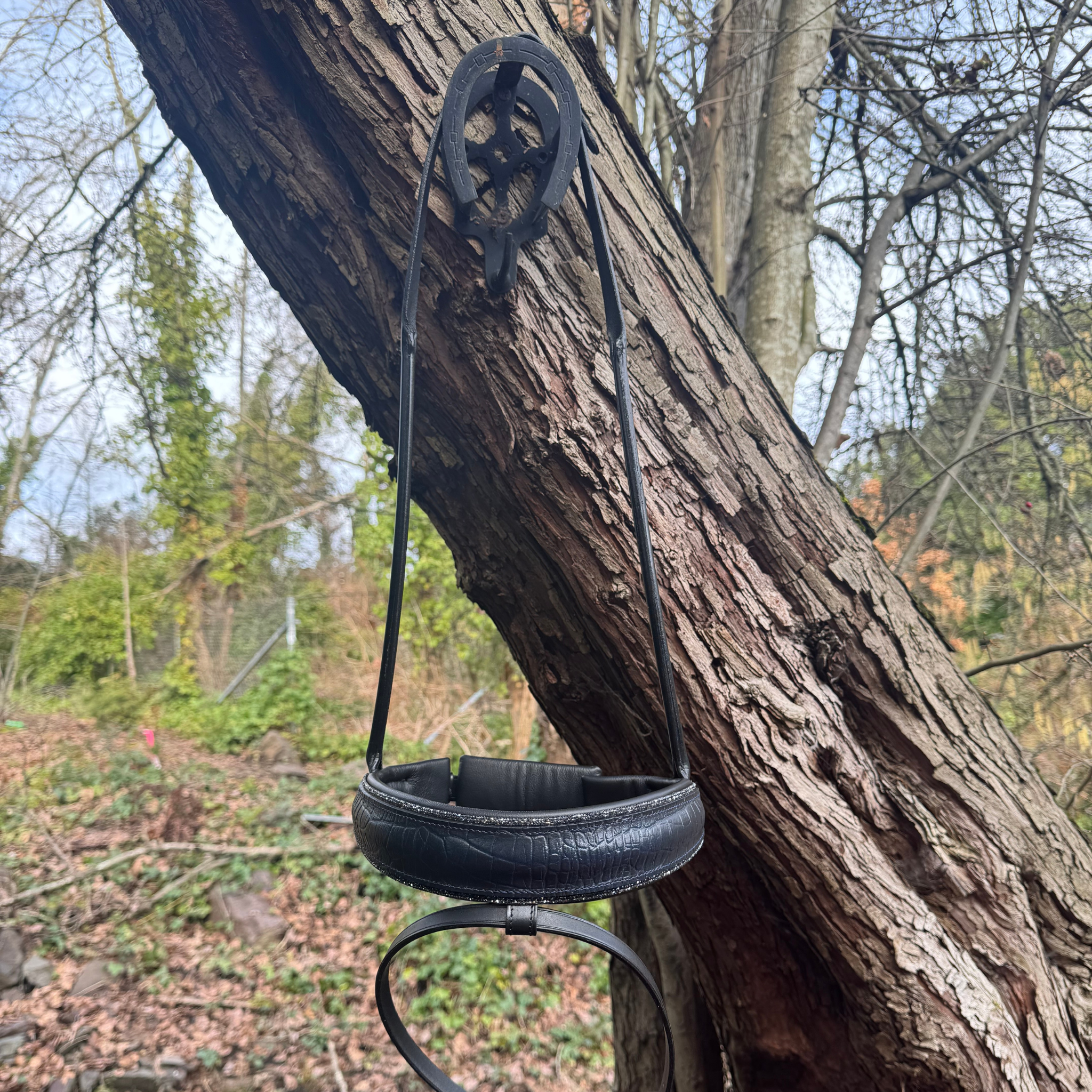 Otto Schumacher MFG Snaffle Caveson in Croc Blue with Fineline