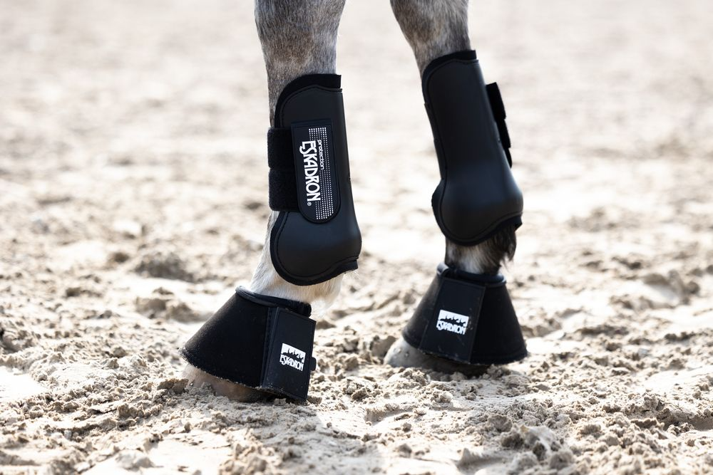 Eskadron Protection Tendon Boot