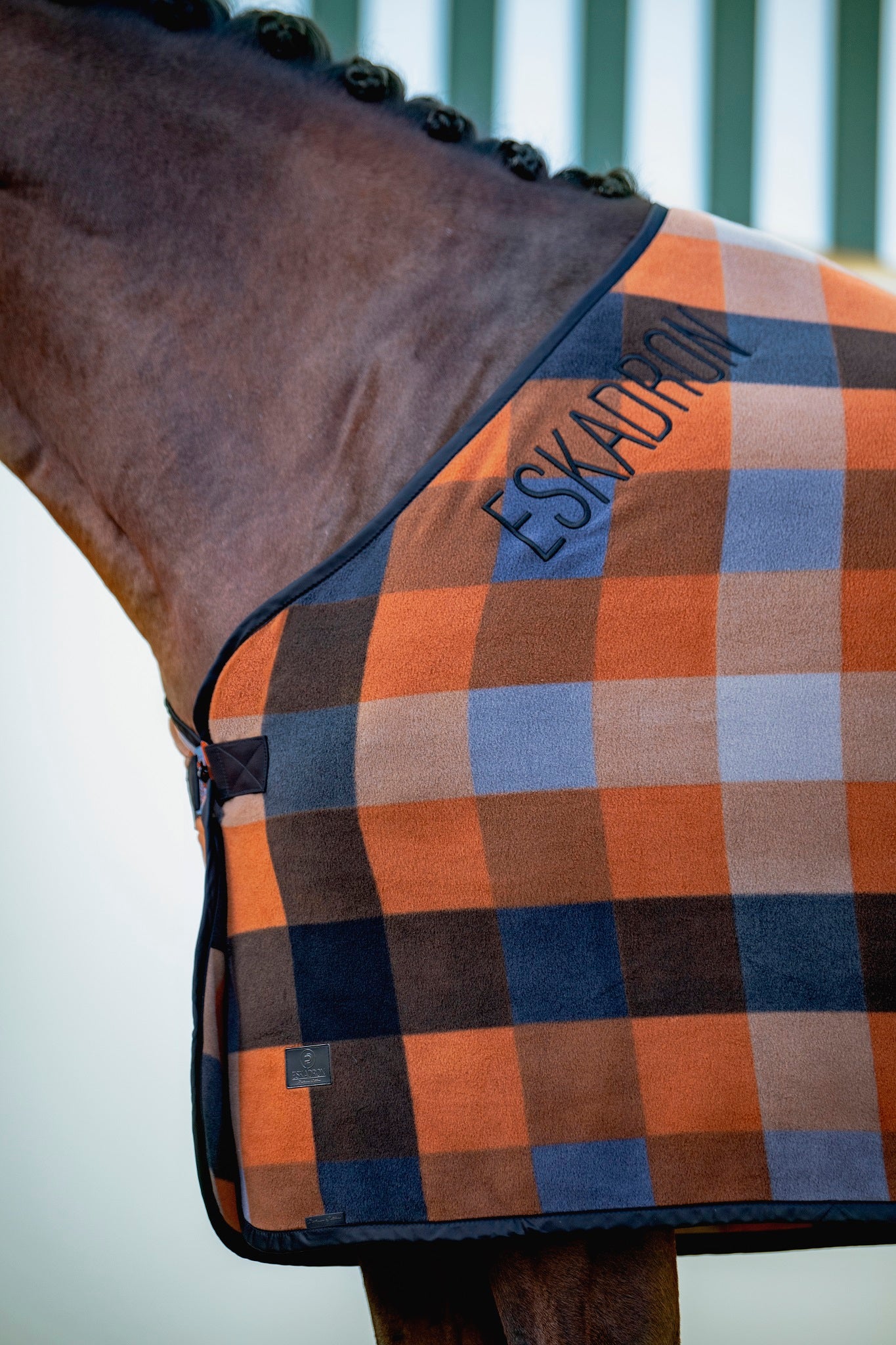 Eskadron Platinum '26 Fleece Check Cooler