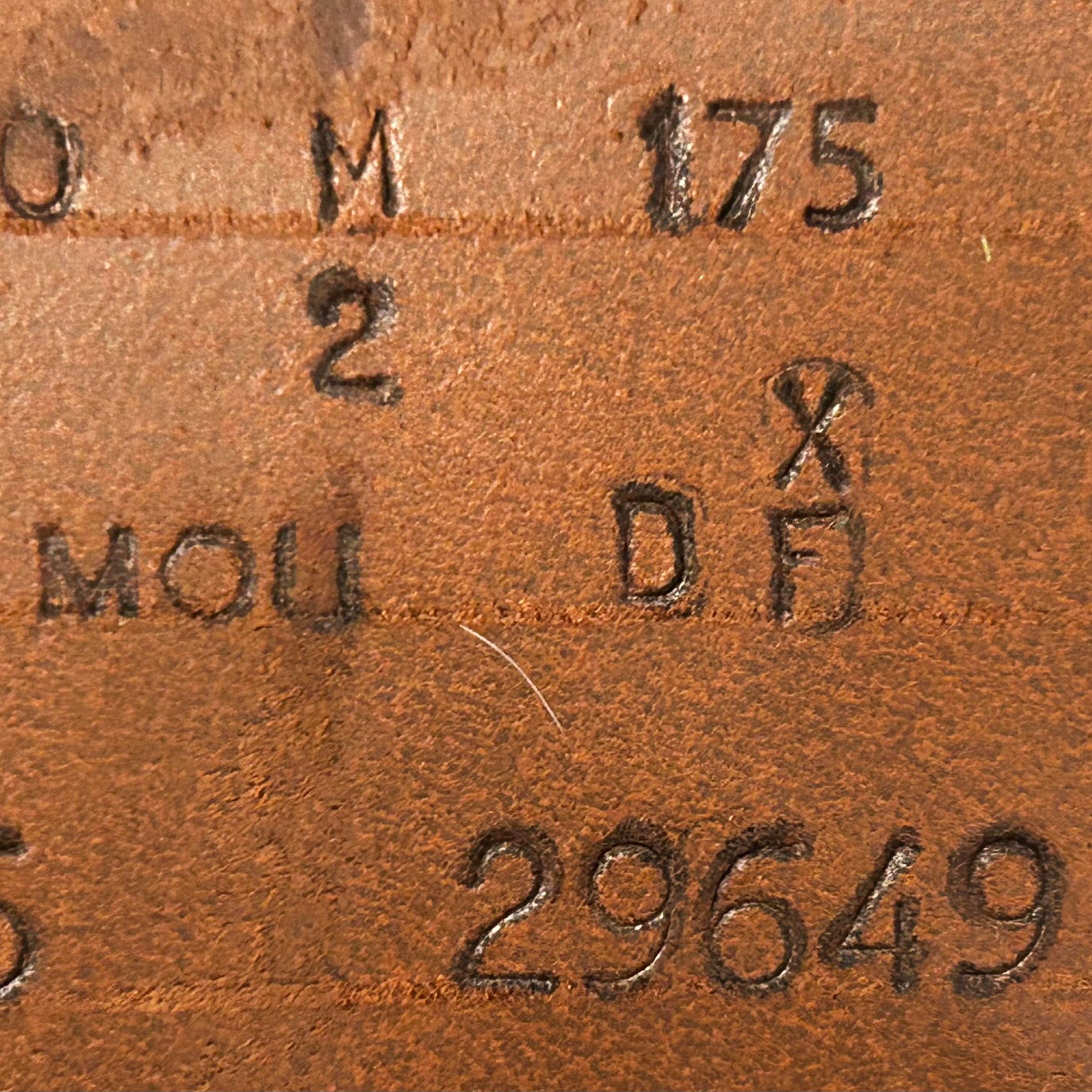 17.5" Butet Premium, "M2" Semi Deep Seat, 2.50 Flap, Premium Saddle