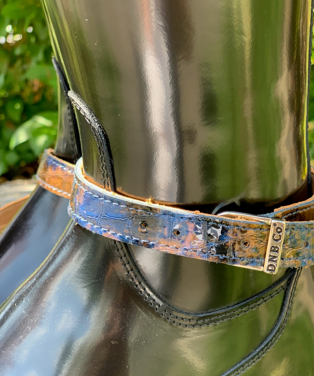 Detailed spur strap to match