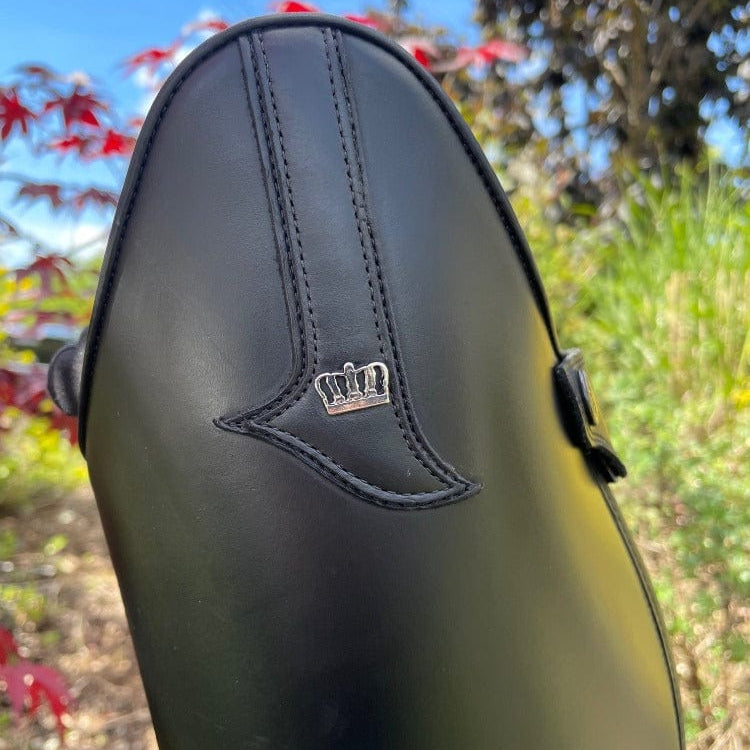 Kingsley Olbia 03- Black Brushed With Silver Crown
