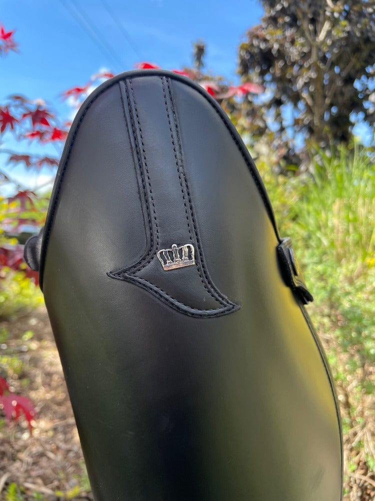 Kingsley Olbia 03- Black Brushed With Silver Crown