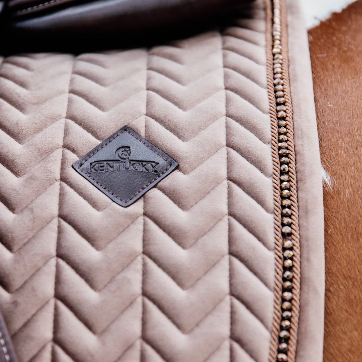Kentucky Horseware Velvet Pearls Dressage Pad