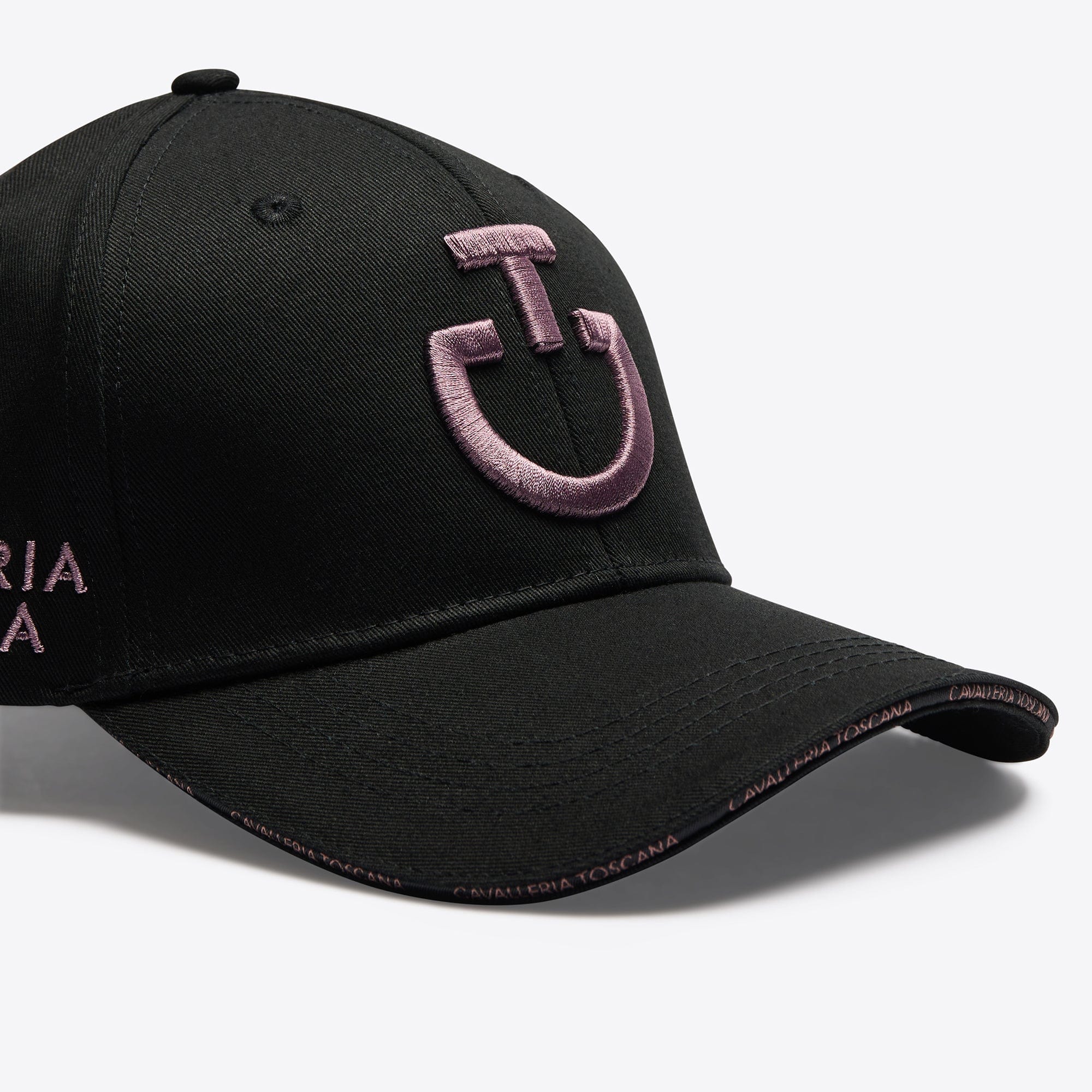 Cavalleria Toscana Cap black & grape shake