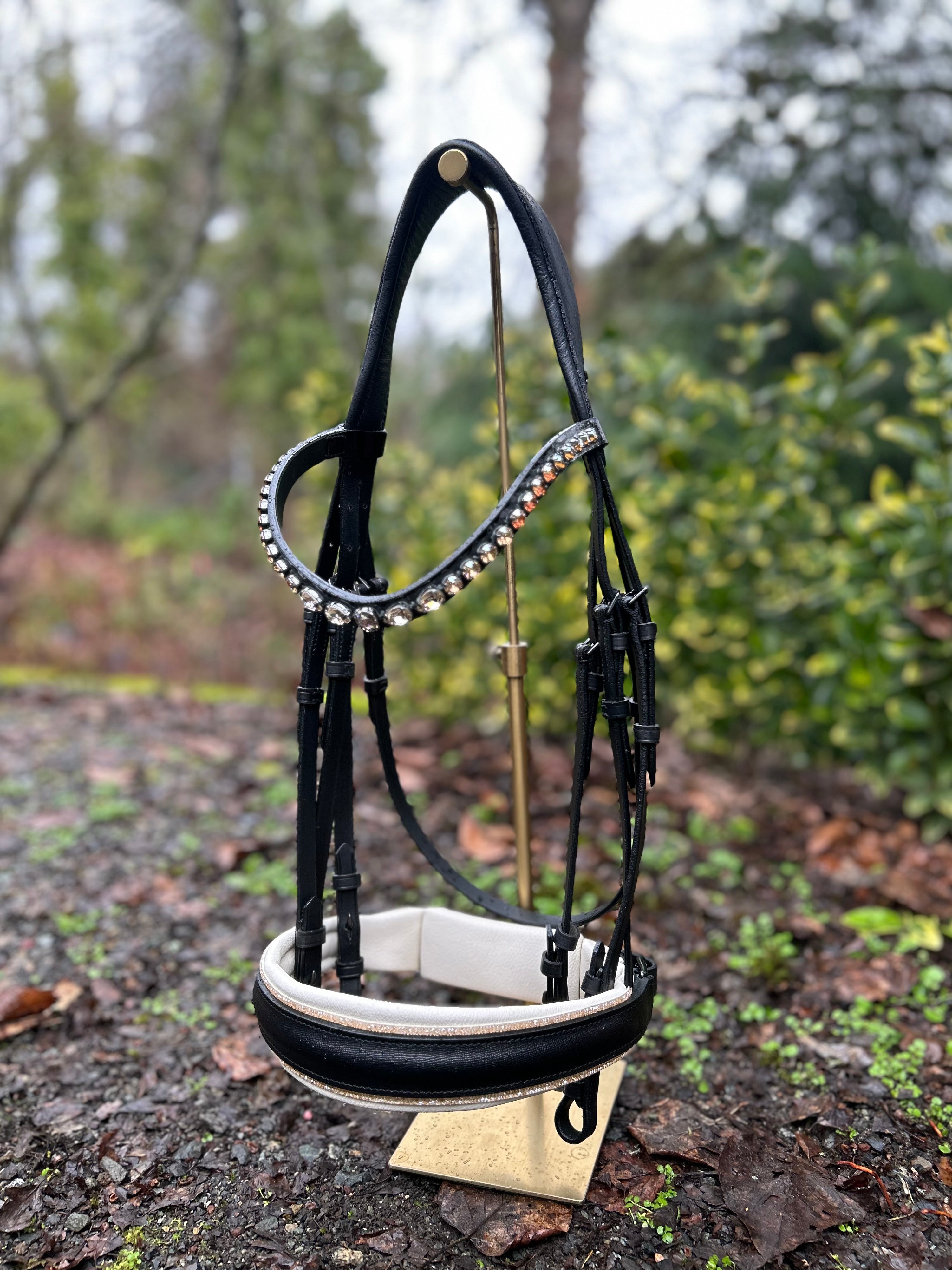 Otto Schumacher Tokyo Nightline Double Bridle with Textured Caveson