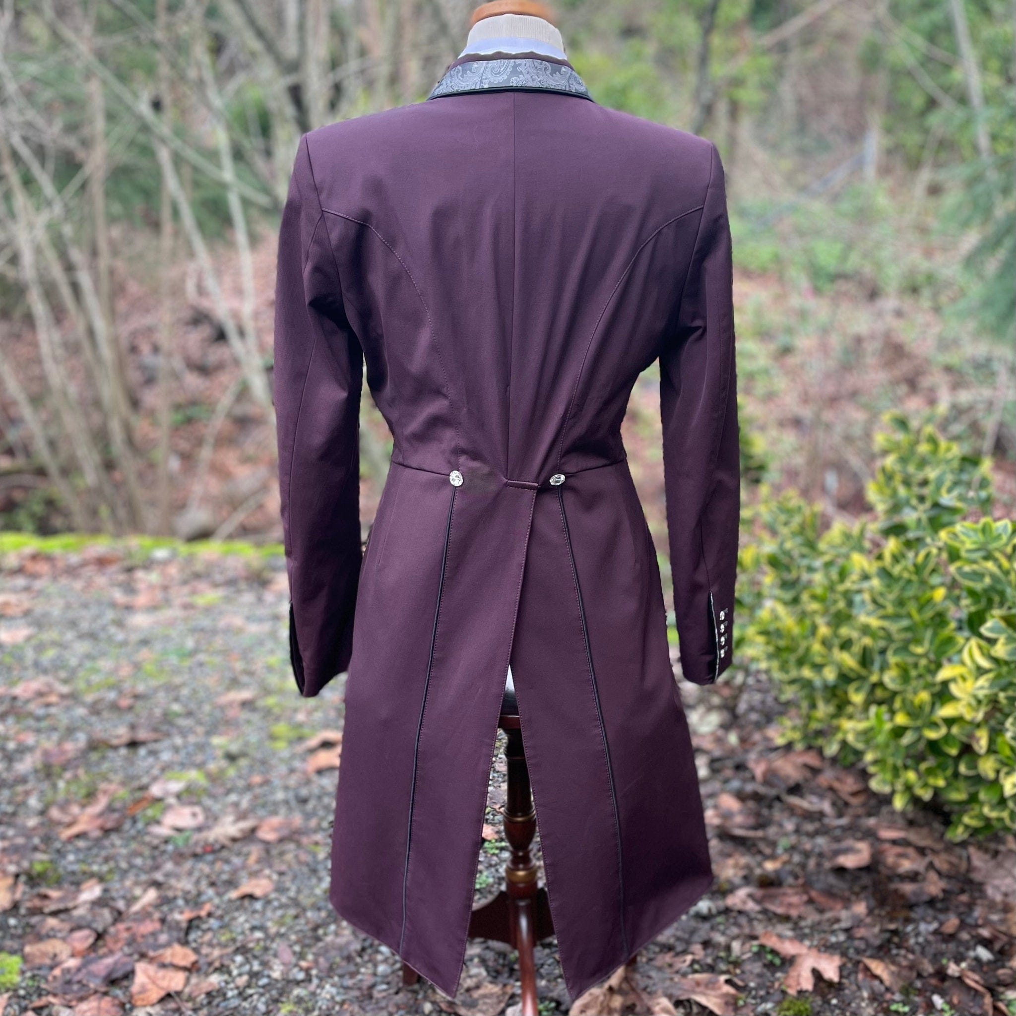 Flying Changes Isabell Shadbelly - Burgundy & Paisley