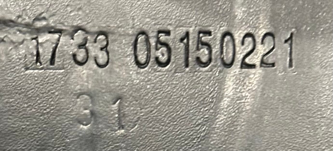 17" Prestige Philosophy, 2021, Adjustable Medium Wide (5"/31cm) Tree