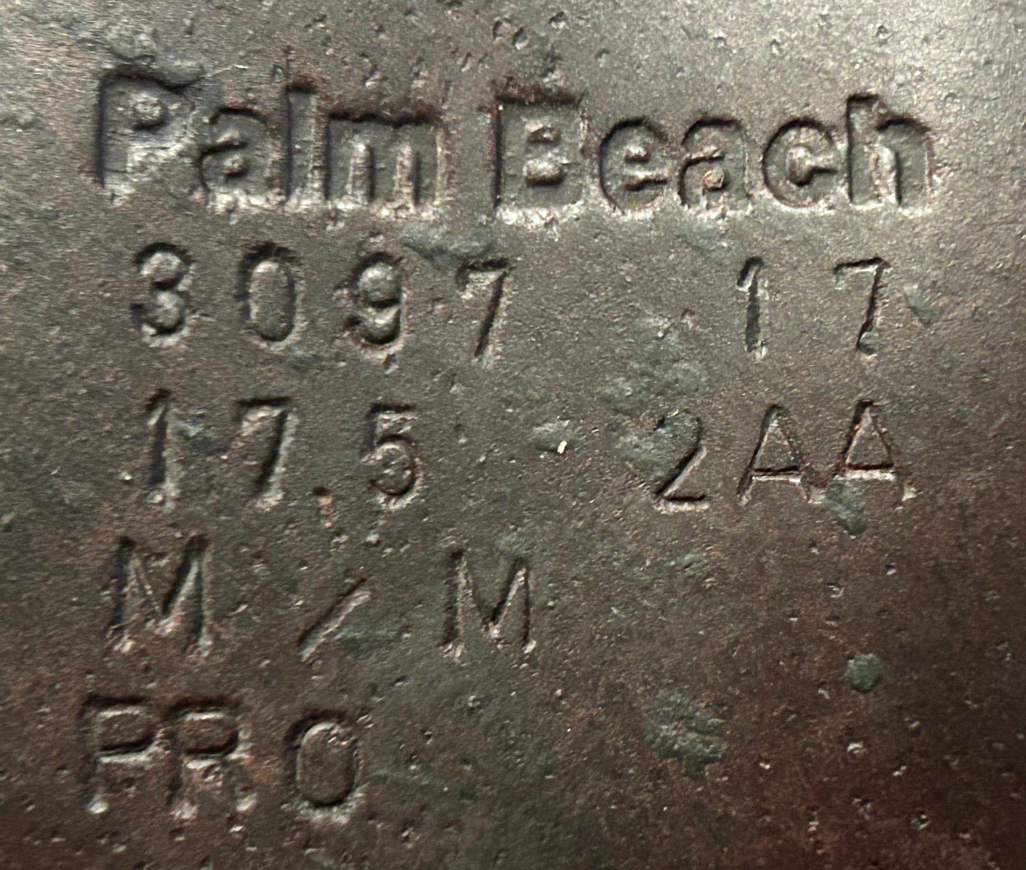 17.5" Voltaire Palm Beach, 2017, 2AA Flap, Wide (4.75") Tree