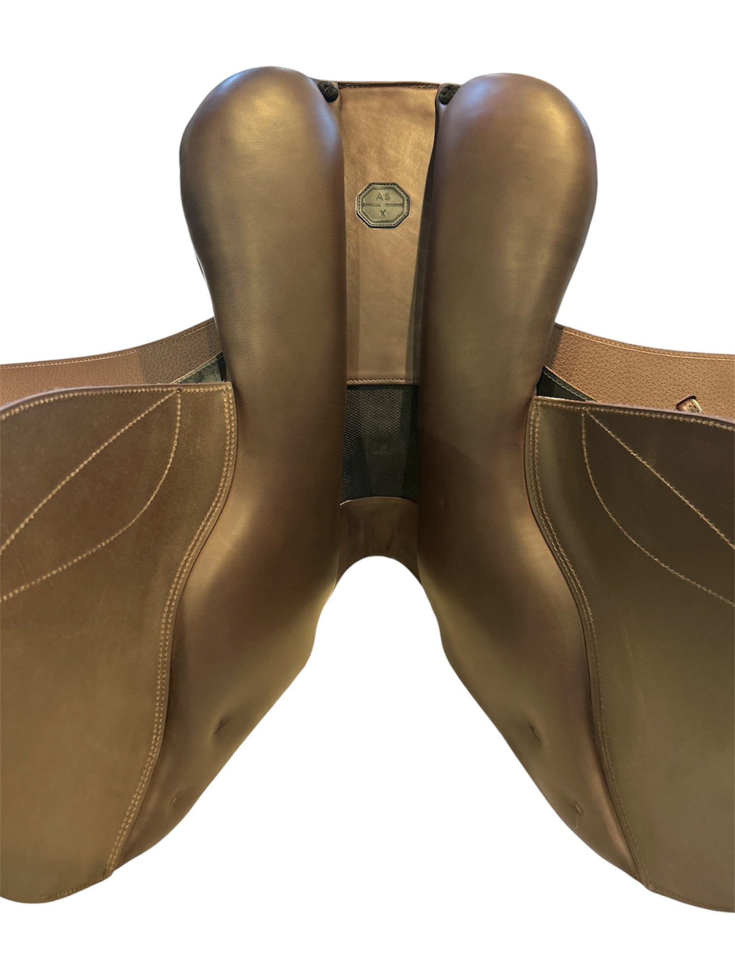 17" Prestige Rubino Demo MD Close Contact Saddle