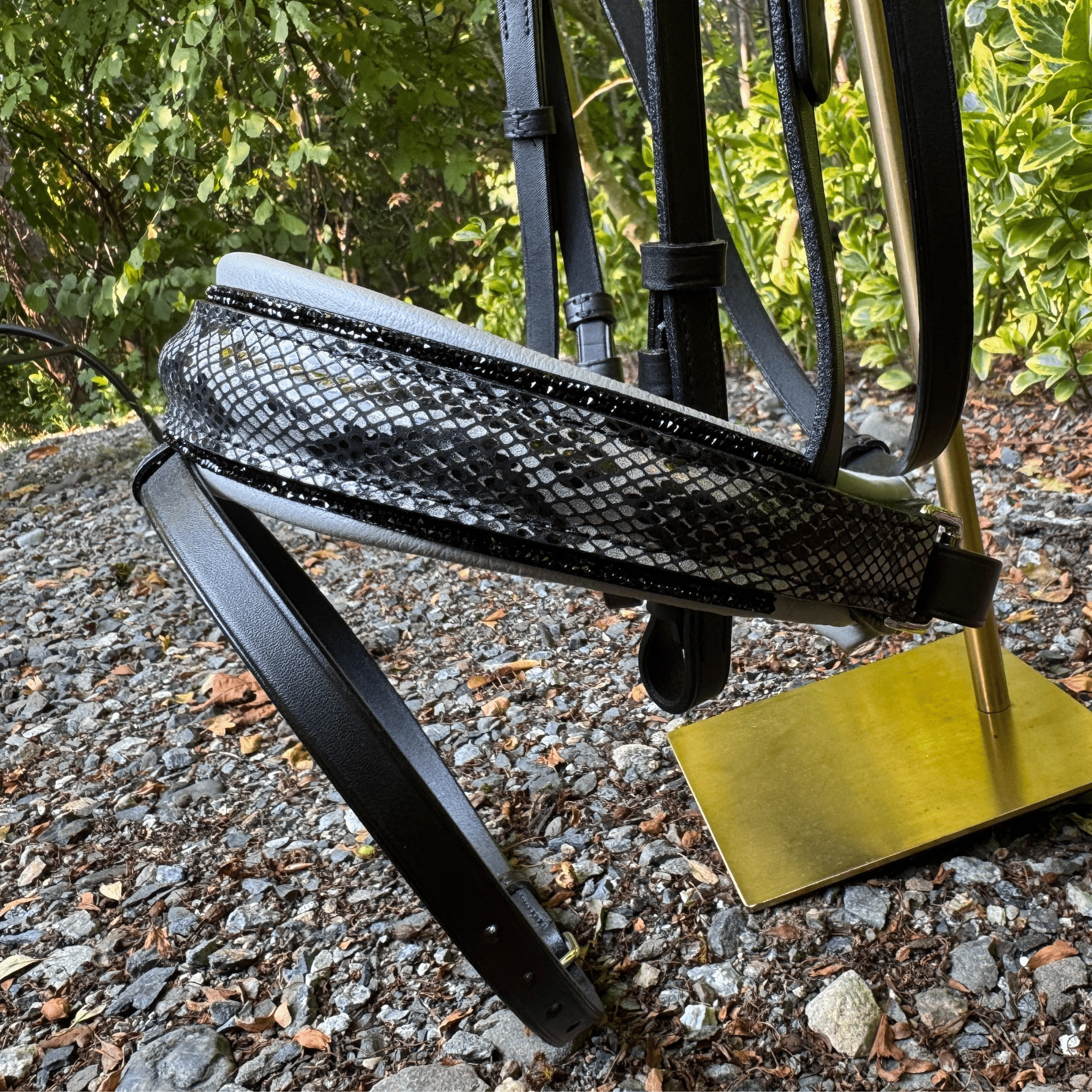 Otto Schumacher Tokyo Snaffle Silver Padding Shiny Snake Grey