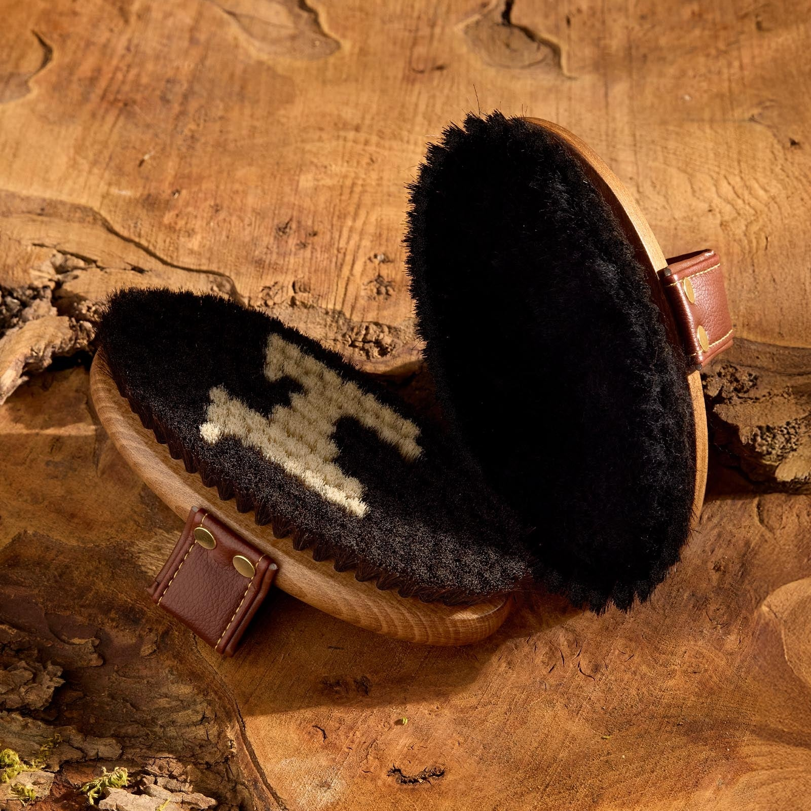 Horseware Signature Polishing Brush