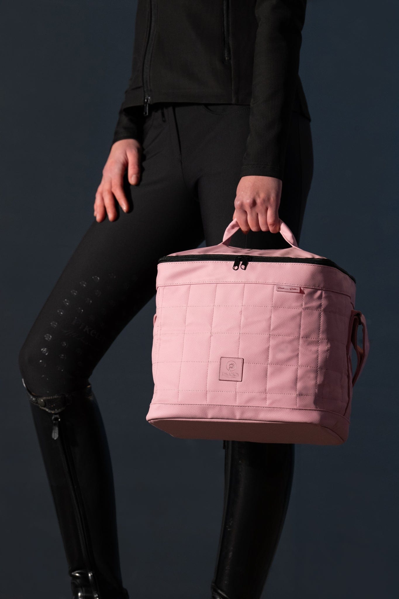 Eskadron Platinum '25 Faux Leather Accessory Bag