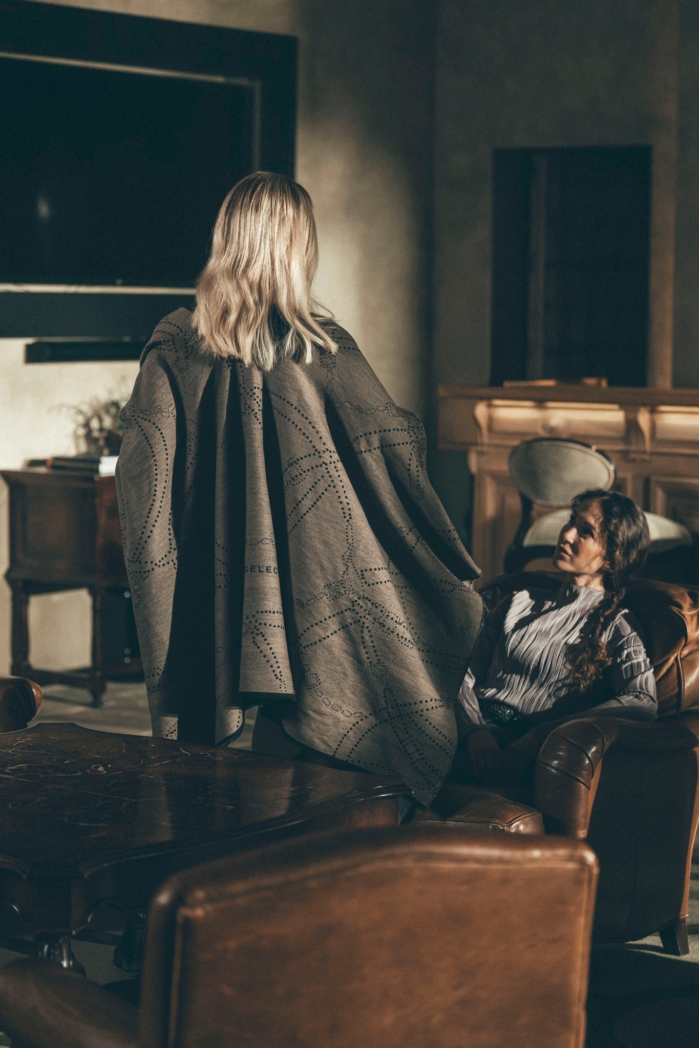 Pikeur Reversible Cape