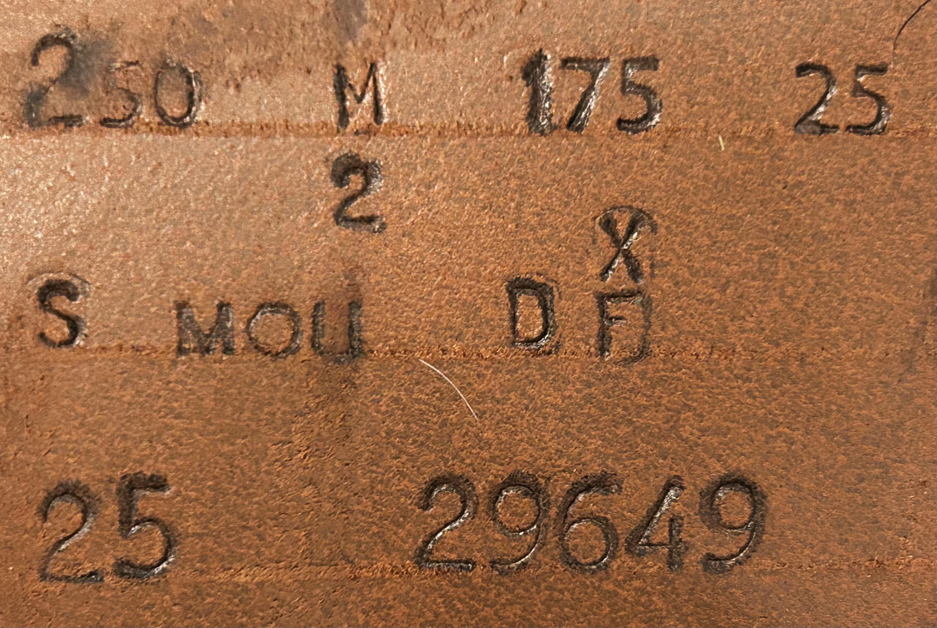 17.5" Butet Premium, "M2" Semi Deep Seat, 2.50 Flap, Premium Saddle 