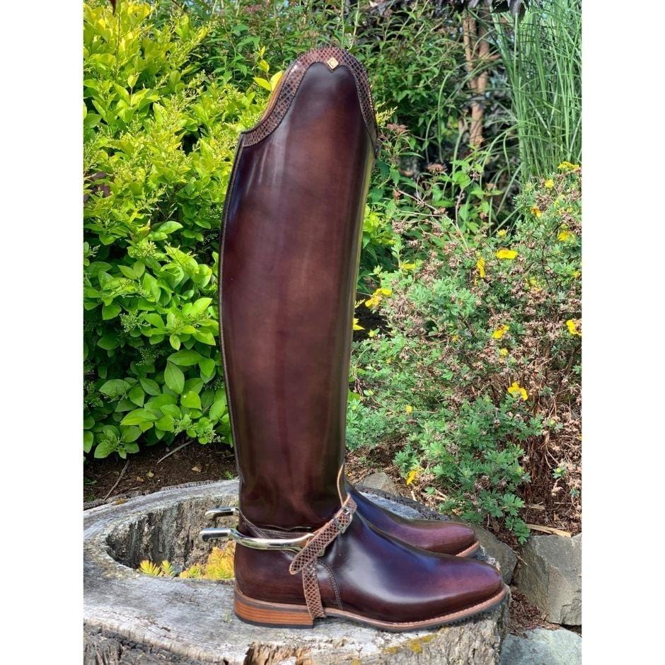 Custom DeNiro dressage boot with Bronz Pitone accent leather 