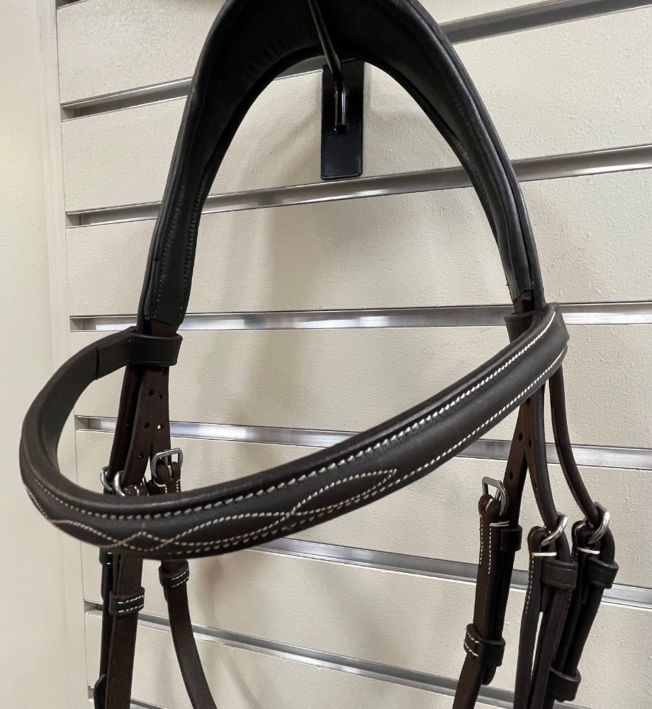 Ovation ATS Fancy Stitched Raised Bridle browband close up