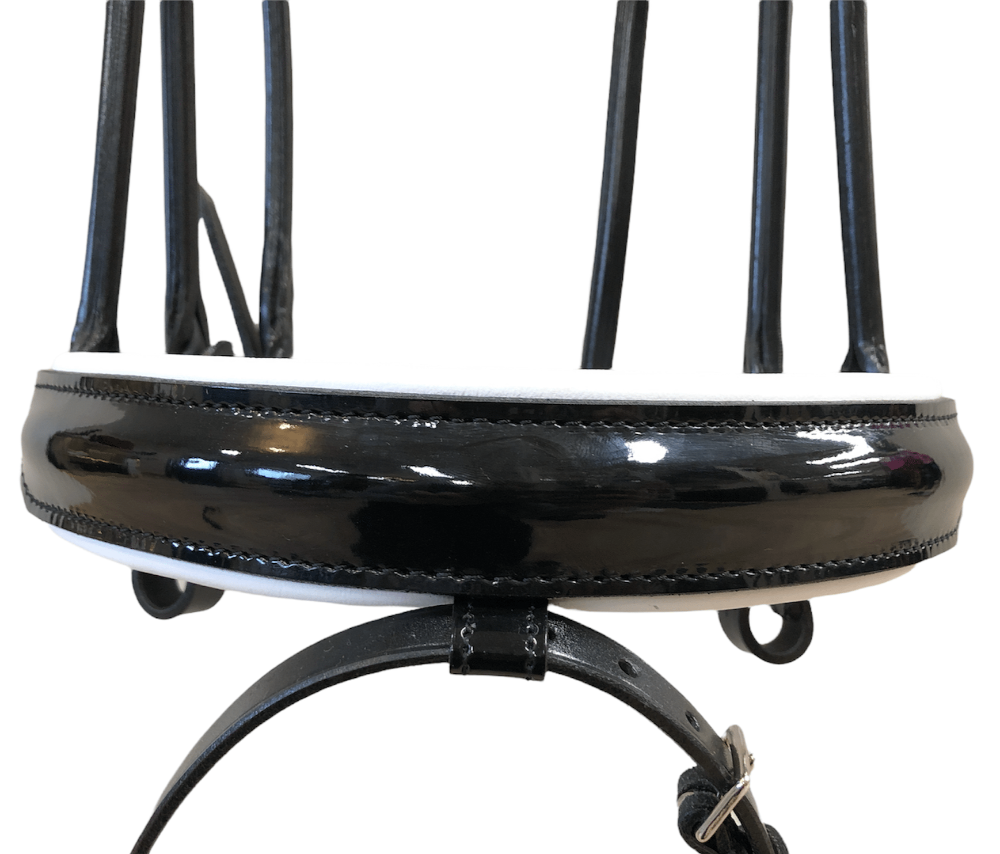 Otto Schumacher Bellevue Snaffle with Patent Black and White Padding